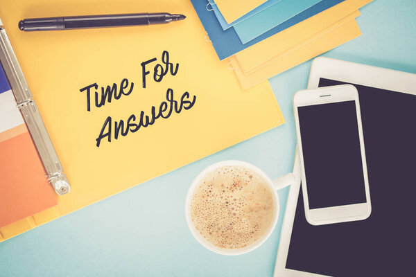 Блокнот на рабочем столе
