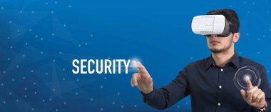 Sanal gerçeklik gözlüklü adam