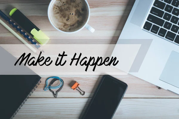 ofis masaları ve yazı