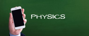 akıllı telefon elinde 