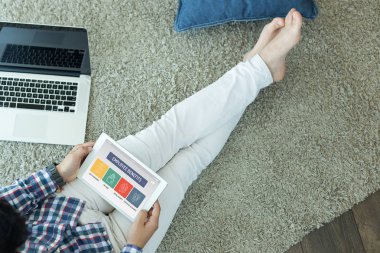 tablet ekranında kavramı