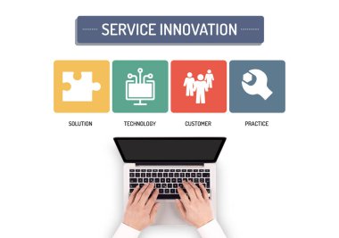 erkek eli ve dizüstü bilgisayar