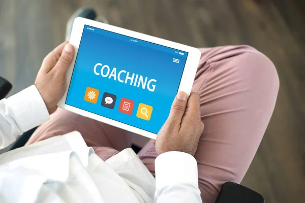 Coaching na tela do Tablet Pc — Fotografia de Stock