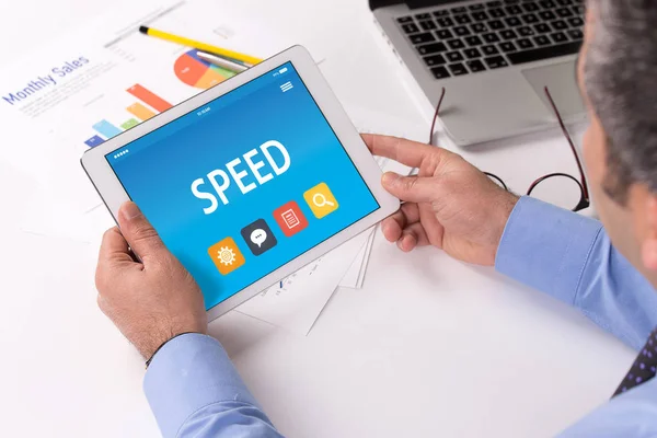 Speed Concept na Tablet — Zdjęcie stockowe