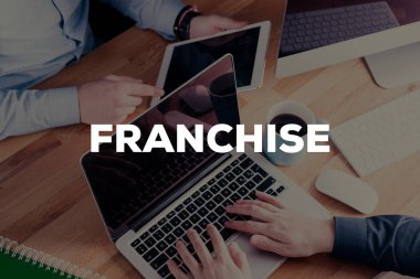 İşadamları el araçları kullanma.