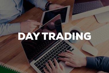 Busipesspeople araçları kullanma. 