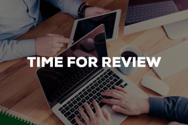 İşadamları el araçları kullanma