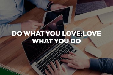 Becerikli alet kullanma office iş adamları. 