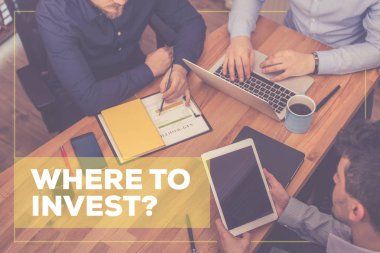 İşadamları gadget'lar ile çalışma