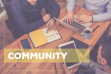 İşadamları gadget'lar ile çalışma