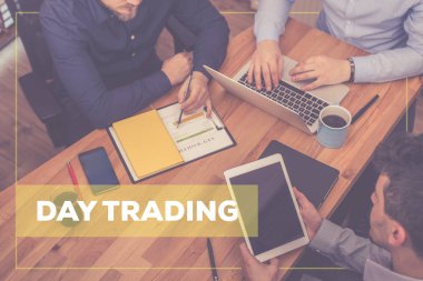 İşadamları gadget'lar ile çalışma