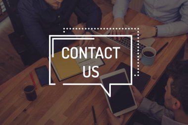 İşadamları gadget'lar ile çalışma