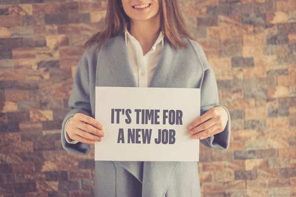 Frau stellt neues Jobkonzept vor — Stockfoto