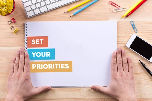 SET YOUR PRIORITIES CONCEPT — Stock Photo, Image