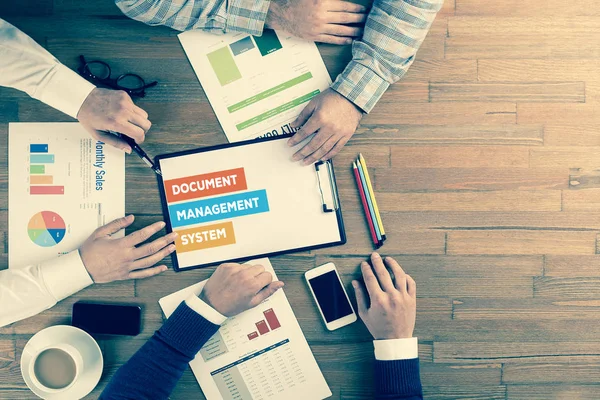 Document Management System koncept — Stockfoto