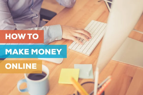 Comment faire de l'argent concept en ligne — Photo