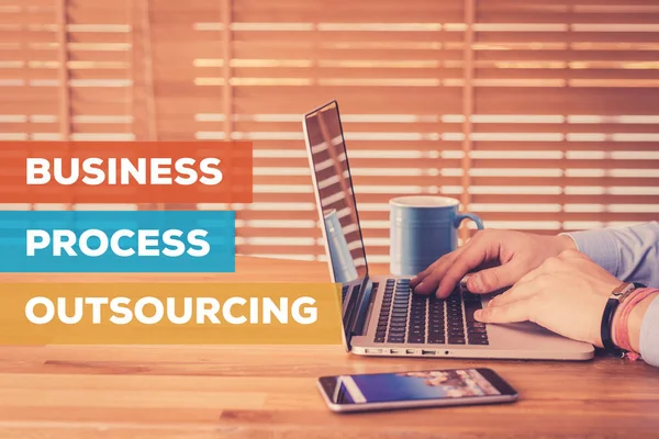 Koncepcja biznesowa proces outsourcingu — Zdjęcie stockowe