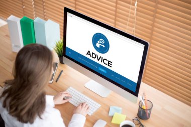 Tavsiye kavram ekranda 