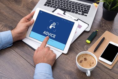 Tavsiye kavram ekranda 