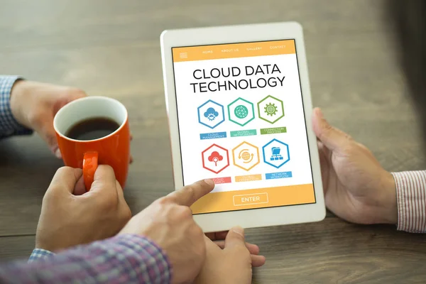 Conceito de tecnologia de dados em nuvem — Fotografia de Stock