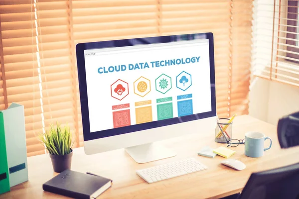 Conceito de tecnologia de dados em nuvem — Fotografia de Stock