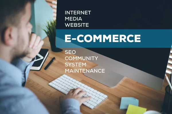 E-COMMERCE CONCEPT — Stock Photo, Image