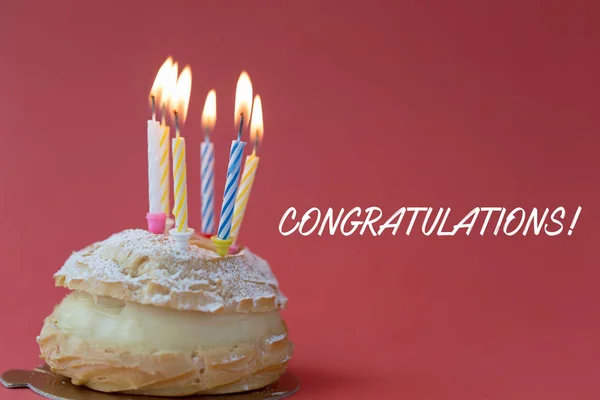 Félicitations CONCEPT. Gâteau — Photo