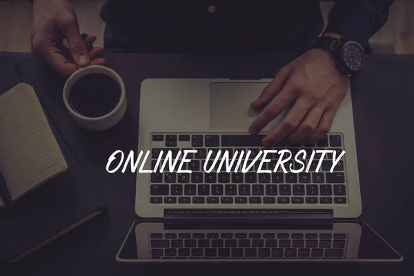 Online-Hochschulkonzept — Stockfoto