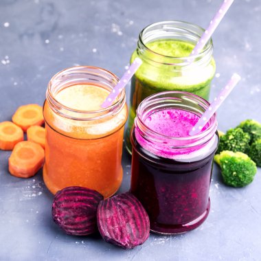 Sağlıklı sebze güler yüzlü