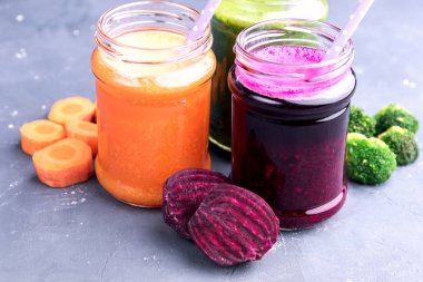 Sağlıklı sebze güler yüzlü