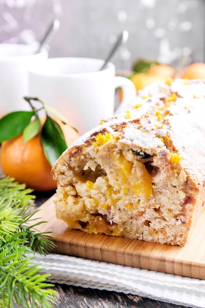 Narenciye ile Noel kek ve meyve