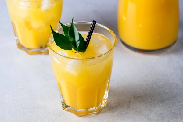 Tasty Refreshing Orange Juice Glasses Black Straws Light Gray Background — Stock Photo, Image