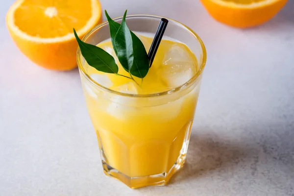 Gass Tasty Orange Juice Tasty Summer Citrus Drink Ripe Oranges — Stock Photo, Image