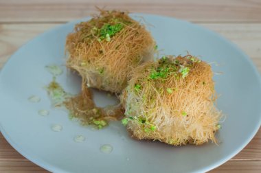 Doğu tatlılar. Siyah arka plan. Üstten Görünüm yakın çekim