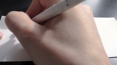 Mutlu anma günü hat ve yazı kartpostal. Birinci şahıs bakış açısından. İlk zor.