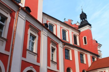 Eski Poznan şehrinin mimarisi olarak. Polonya.