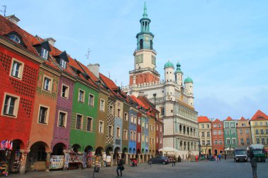 POZNAN, POLAND - 06 EKİM 2015: Eski Poznan kentinin mimarisi. Polonya.