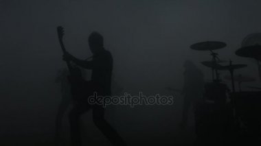 Alternatif müzik gitar oyuncu siluet. Rock müzisyen konseri