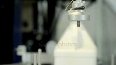 Plastik teneke kutu üretim teknolojisi. Modern fabrikası Konveyör bant