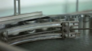 Üretim üretim hattında olabilir. Fabrika üretim süreci olabilir