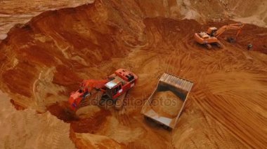 Üstten Görünüm madenciliği ekipman kum benim çalışma. Kum çalışma