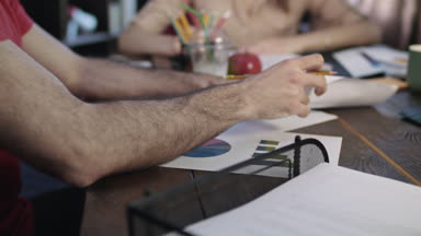 Masada istatistiksel veri iş eller grubunda yakın çekim