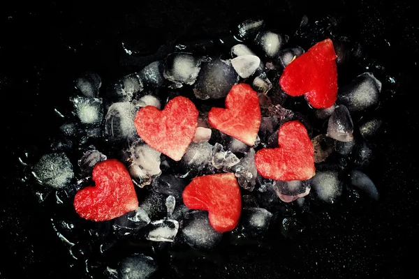 Rote süße Wassermelonenherzen — Stockfoto