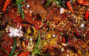 Farklı baharatlar ve baharatlar