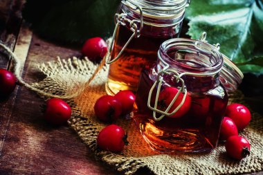 Alkol tentür alıç çilek