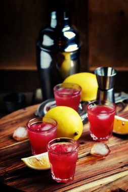 Karpuz ale, alkollü kokteyl