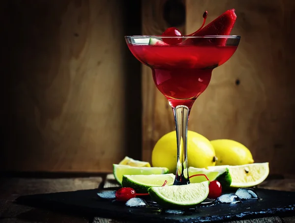 Anguria Margarita con limone, lime e ghiaccio — Foto Stock