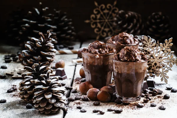 Chocolate and coffee festive dessert with nuts — ストック写真