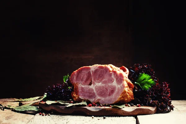 Pescoço de porco cozido — Fotografia de Stock