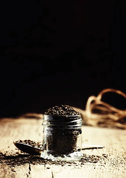 Kimyon tahıl kavanozun içinde